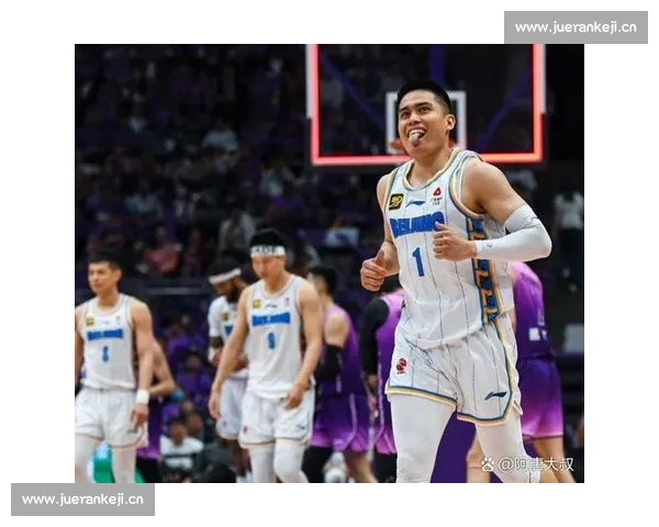 篮球比分大战激烈上演全场回顾精彩瞬间球队对决终极成绩揭晓